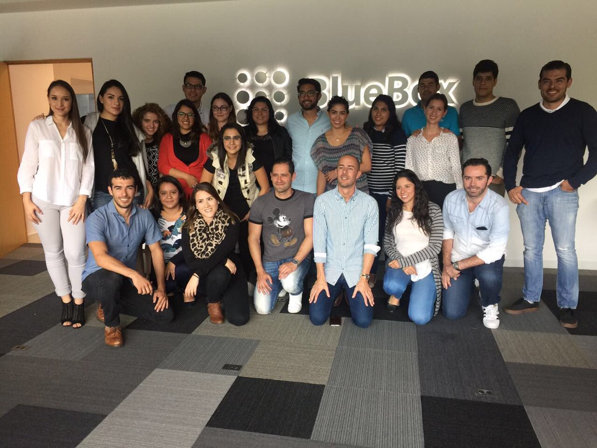 BlueBoxMx's tweet photo. Gran charla para nuestro equipo por parte de @DIEGODREYFUS #ThinkBlue #BlueBoxTalks https://t.co/y3j1MpeTZS