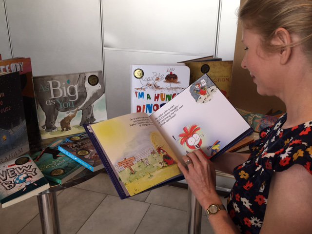 childhealthqld's tweet photo. Congrats to winners @SpeechPathAus Book of the Year Award! Reading &amp; story-telling great ways to spend time w/ kids #Literacy #GetKidsReady https://t.co/lzh3Pkokj9