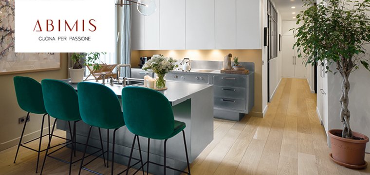 Une cuisine avec un ilot-repas entièrement en inox chez soi : archiproducts.com/newsletter/dos…