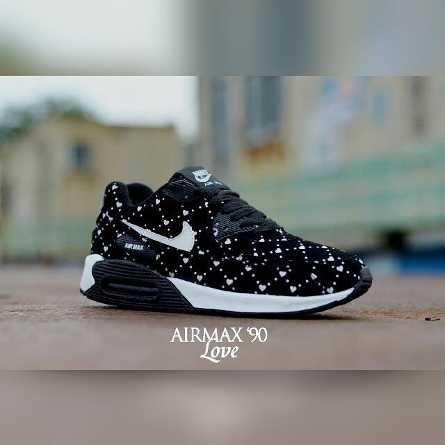 hirostore99's tweet photo. Sepatu Sneakers Wanita Nike Airmax
Harga : Rp 210.000,-
Ukuran : 37-43
#shoes #sepatu #nike #sepatunike #nikeshoes #shoesstore #hirostore https://t.co/989DMjYRtB