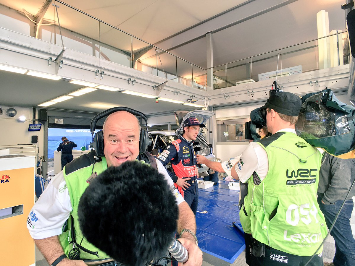 Somebody here is trying to steal the show...! 😉#BehingTheScene <a href="/fluffydog_uk/">gordon nightingale</a> <a href="/OfficialWRC/">FIA World Rally Championship</a> <a href="/HMSGOfficial/">Hyundai Motorsport</a> <a href="/RallyRACC/">RallyRACC</a>