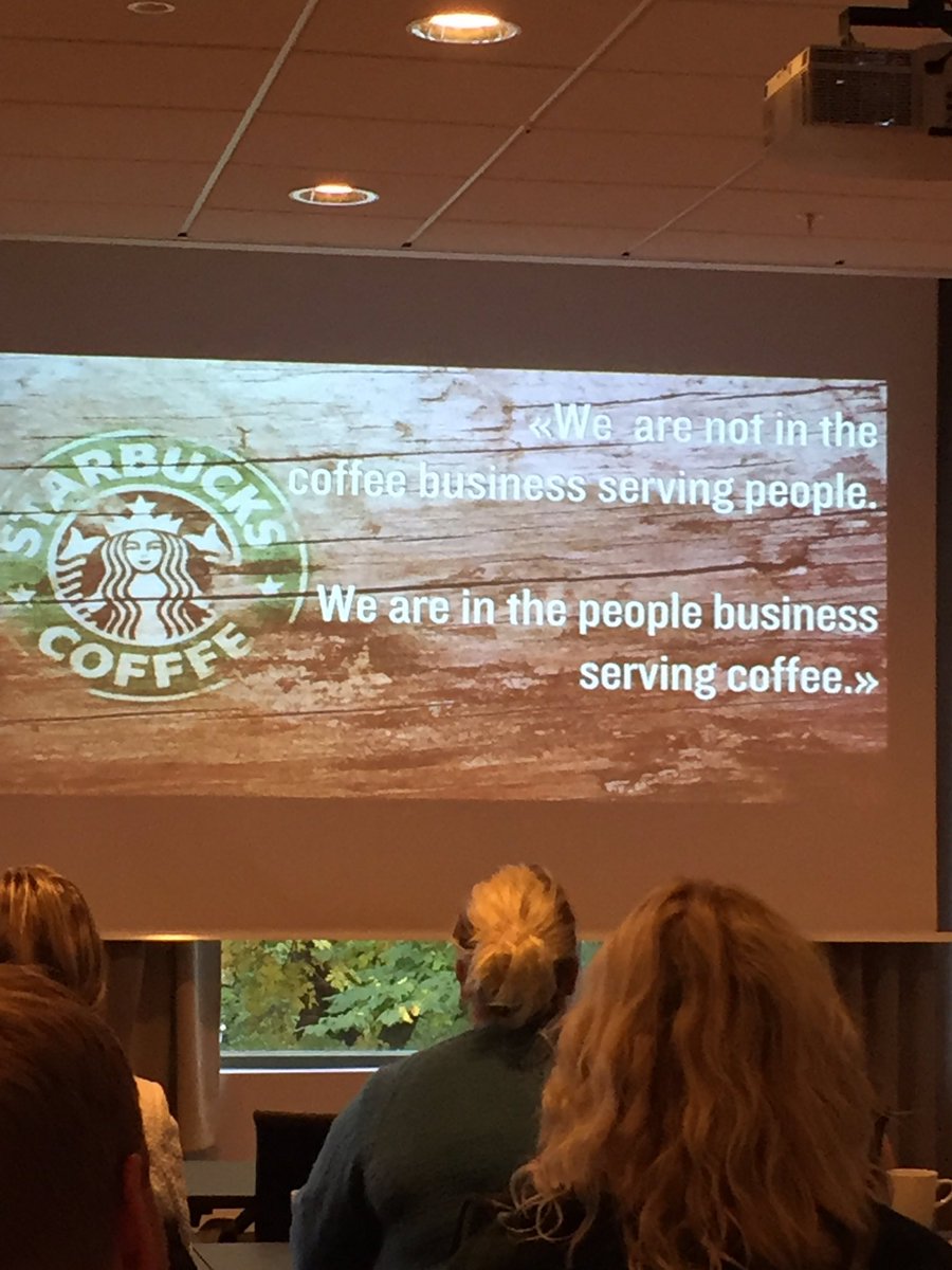 IngvildLarner's tweet photo. What business are you really in? User orientering is the key to (digital) success! @RickardStrossle #DOC16 https://t.co/s2oIgkEjAZ