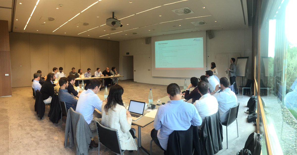 RogerPiqueP's tweet photo. Clínico participadas TIC @inveready centrado en estrategias comerciales b2b;análisis y experiencia en común -> Éxito https://t.co/SMyDT8VGLs