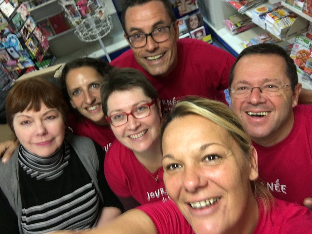 Grenard00937681's tweet photo. #jdr16 on est à donffffff
#prismamedia 
#valeursactuelles 
#presstalis https://t.co/toJvAPWAwr