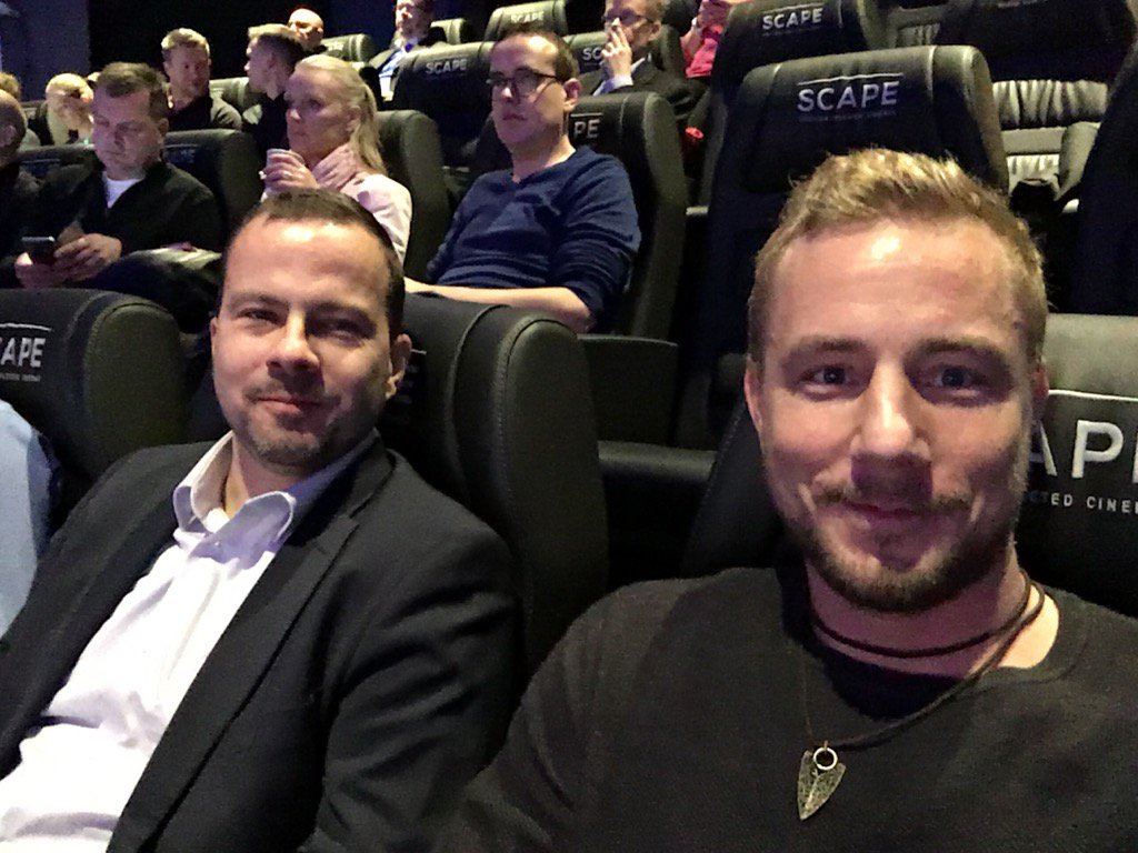 rinneheimo's tweet photo. Sonera digitalist IoT forum 2016, Mikke ja Rami innoissaan! #digitalist #evolvit https://t.co/DEVAsRotXl
