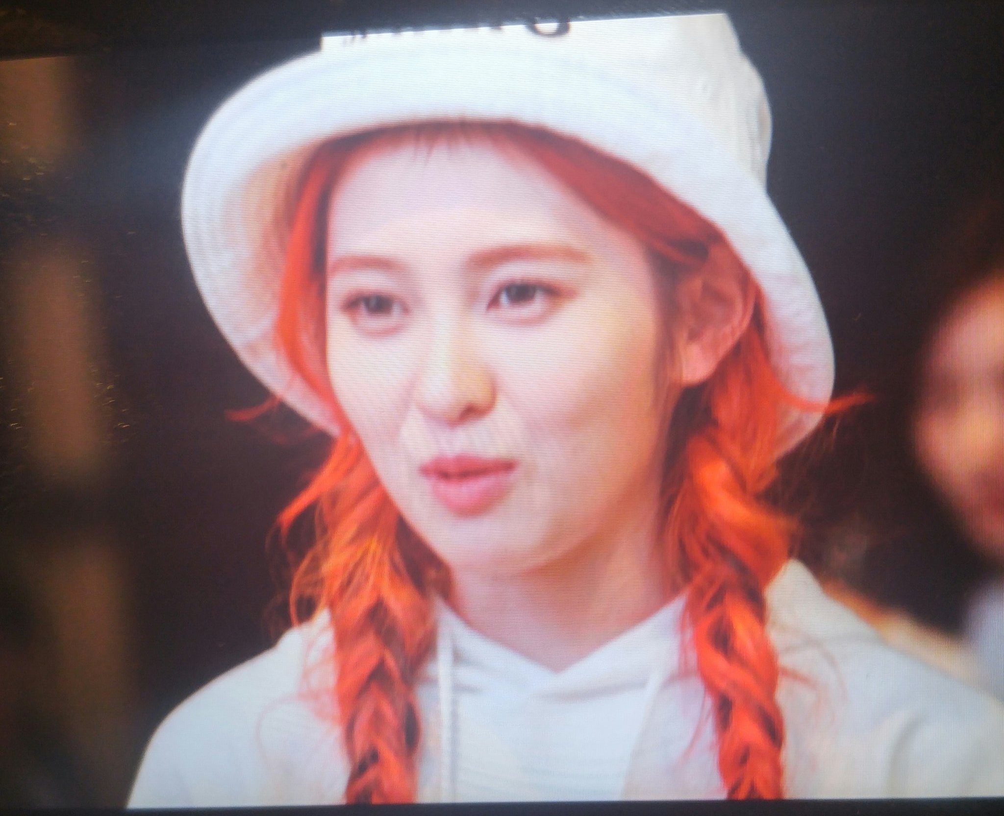 CuoIc1GUkAAPzKY.jpg:large