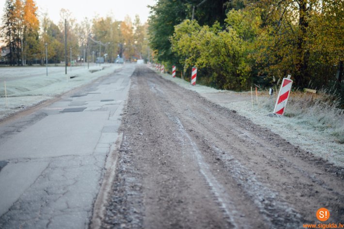 sigulda_aizrauj's tweet photo. Uzsākta Līvkalna ielas pārbūve visā tās garumā: https://t.co/6D1O7MUTUu https://t.co/rCj3gNoB3o