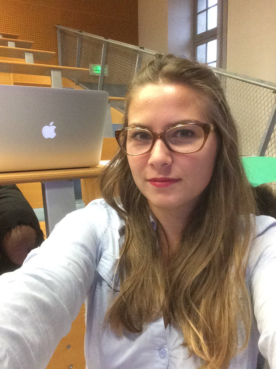 M1PCCProd's tweet photo. @MarianneAlibert rédactrice en chef du magazine VOILA viendra défendre la presse people autour du plateau de @M1PCCProd #CSRD2016 https://t.co/YQokcDPWuX