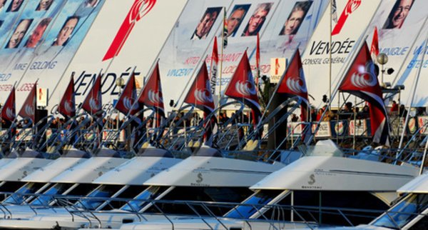 Sablesinfo's tweet photo. Sablesinfo | J-2 : Le Village du Vendée Globe ouvre ses portes ce samedi !:... | Sablesinfo https://t.co/CtRAhk6AX4 https://t.co/1NkQEH60MD
