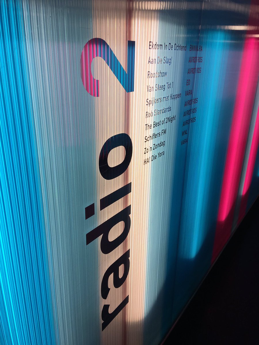 lfbigideas's tweet image. Snode plannen presenteren. #begonopeenbierviltje #lfbi