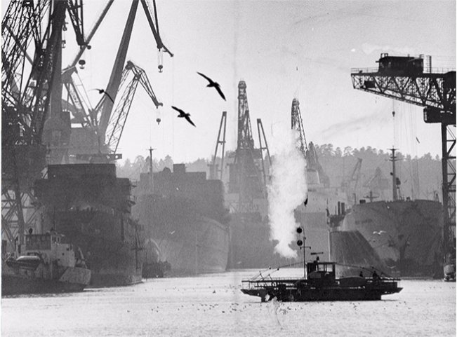 MertsiMurmann's tweet photo. Yksi hienompia otoksia koskaan: Turku 1973. (TS/Arkisto) #Turku https://t.co/hMUch57KQd