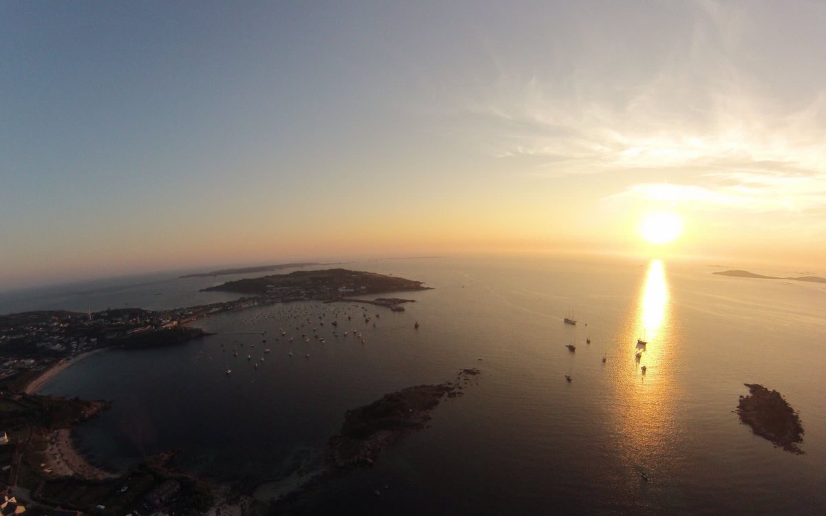 CornishSunsets tweet media