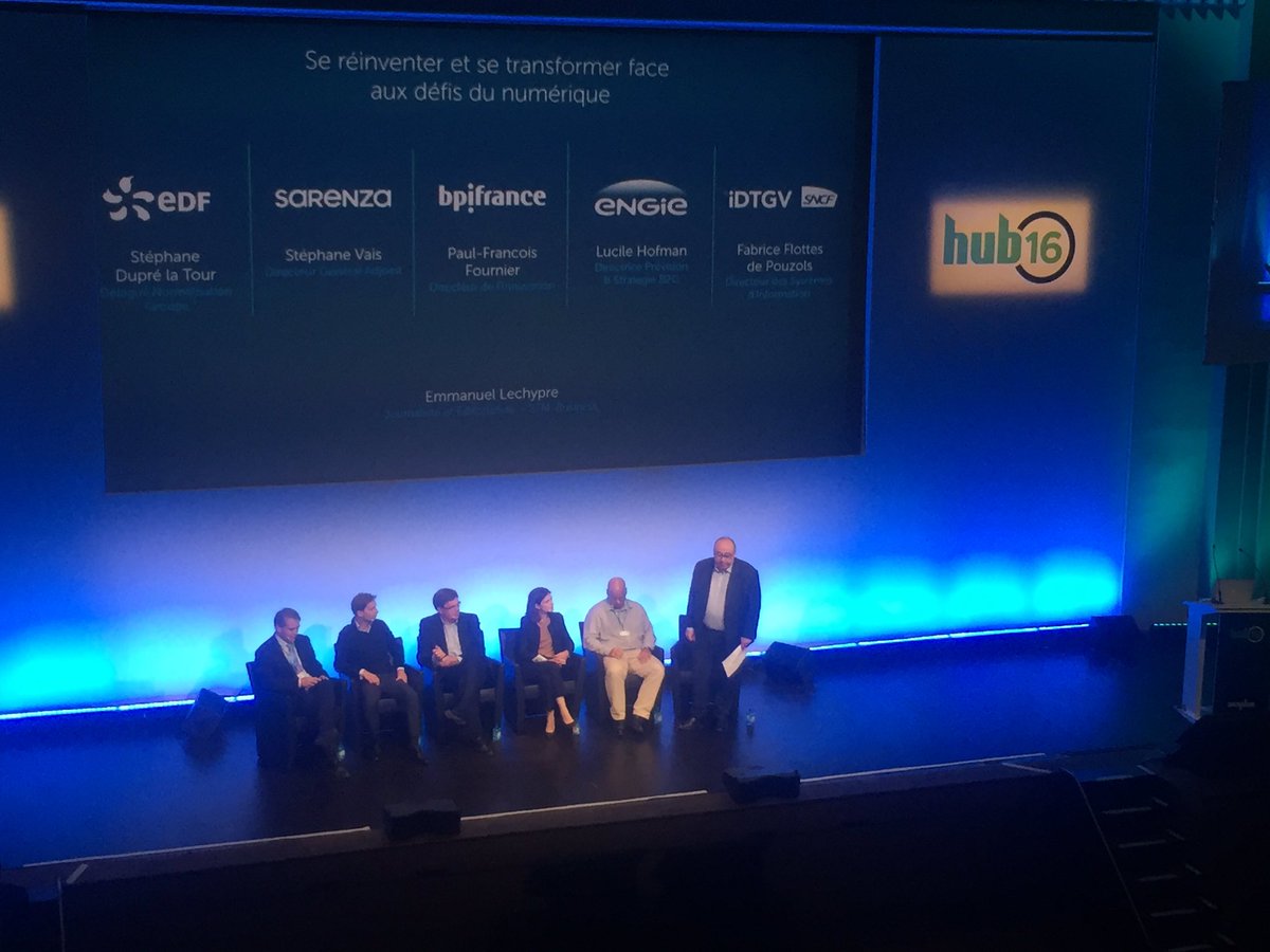 <a href="/edouardfourcade/">Edouard Fourcade</a> appelle sur scène <a href="/Manu_Lechypre/">Emmanuel Lechypre</a> et les invités du 1er panel  #anaplanhub16