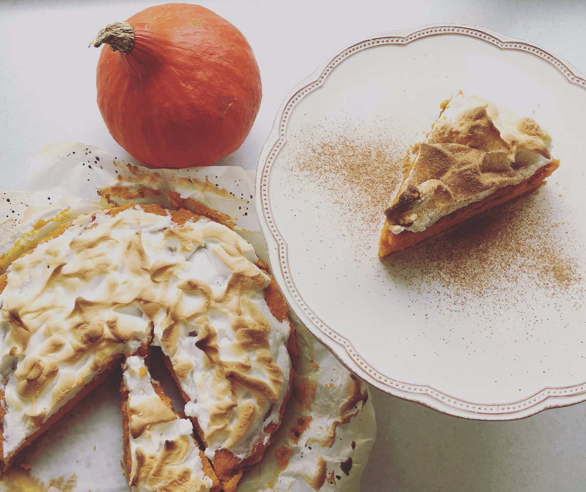 blenddercom's tweet photo. Осень прекрасна! 🍂Скоро на канале будет что-то очень вкусное))) https://t.co/Orot7ZZyBi