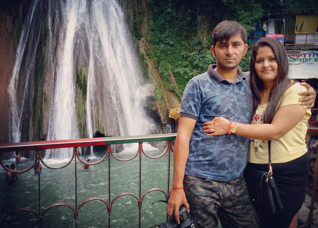 shailfilm's tweet photo. With my wife @anjupix and son @aryanaroo At #Uttarakhand #mussorie #mussurie #kemptyfalls #kemptyfall #kempty_fall https://t.co/N1KJK7ovGZ