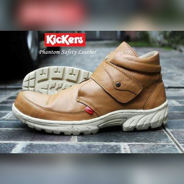hirostore99's tweet photo. Sepatu Boots Kickers Phantom Safety
Harga : Rp 230.000
Ukuran : 39-43
#kickers #shoes #kickersshoes #shoesstore #hirostore #bootsshoes https://t.co/dLHvXW8K1w