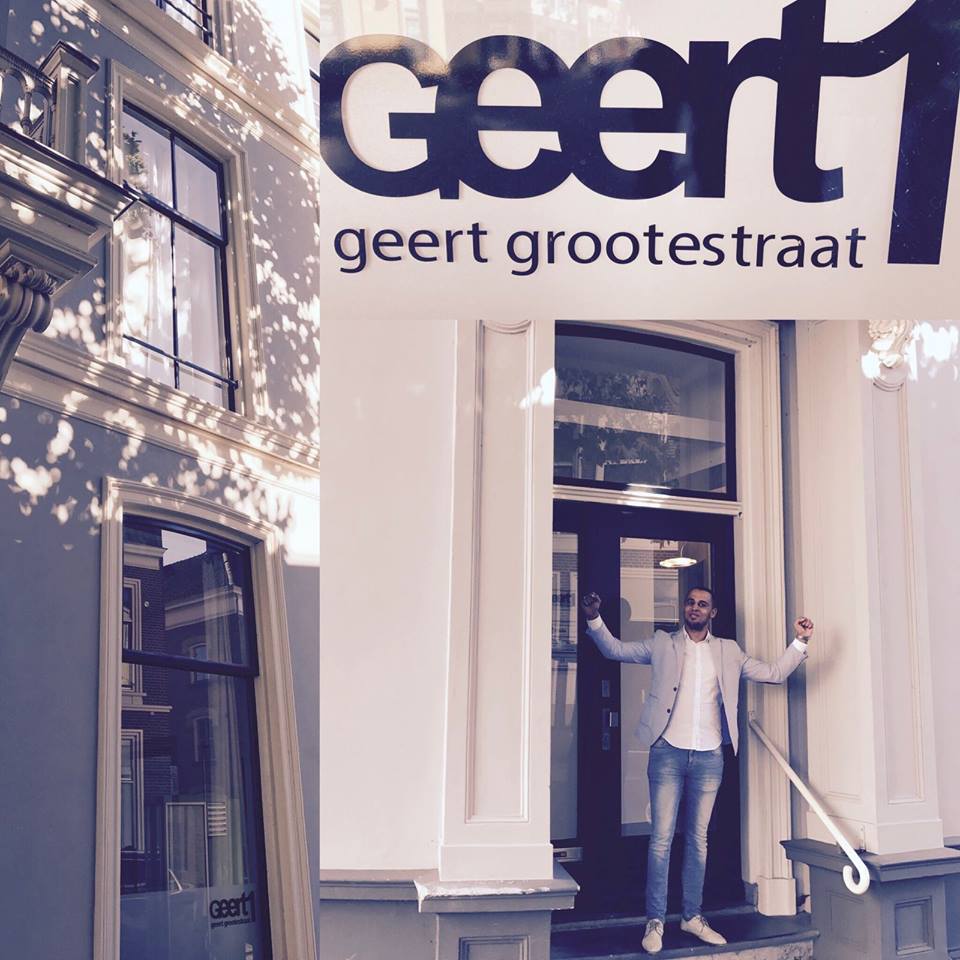 Randy_Ginger's tweet photo. Ons nieuwe kantoor in #Deventer heeft een fantastische #vacature voor #sales #talent ! Bekijk #job: https://t.co/YsRl83DG25 https://t.co/l9zCtkSNwx
