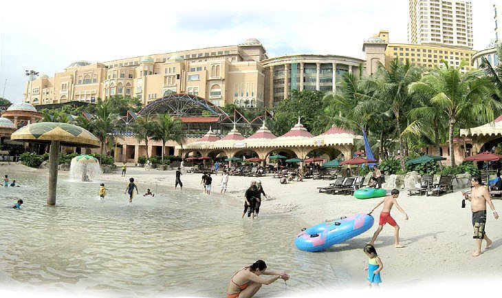 vijayquotes's tweet photo. *At Sunway Lagoon*
 Is this a natural or man made beach?
-Vijay2013 https://t.co/LNiBkdRLIe