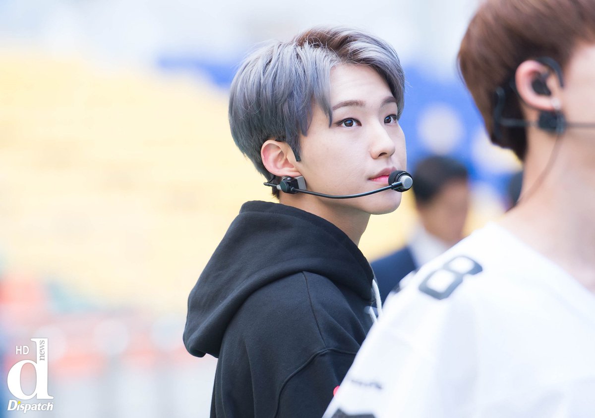 [PIC] SEVENTEEN Hoshi
Crd: Dispatch news, Vliveofficial