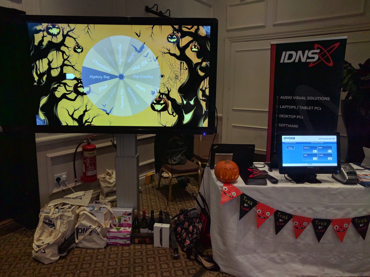 IDNS_Ltd's tweet photo. We are at the @LASBM event today. Hello to everyone who is attending, we hope you have a good conference with David Massey @VickyAJennings https://t.co/5aIB7Q6ba2