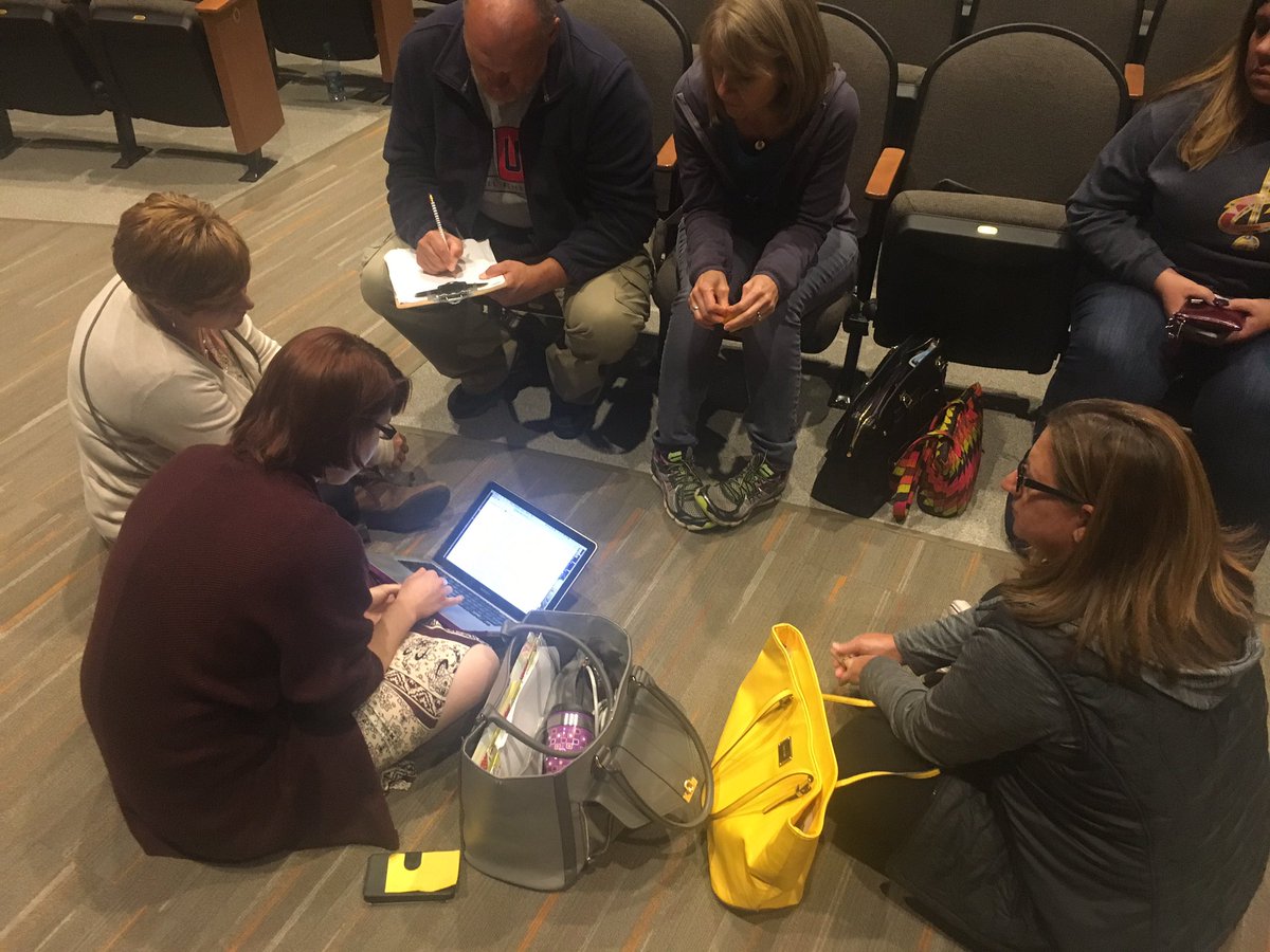 debbiekjackson's tweet photo. Awesome synergy of folks with the same goal! #orangelearns #solecle #csuteach #osln #teamhpac https://t.co/h5cn8PgX7K