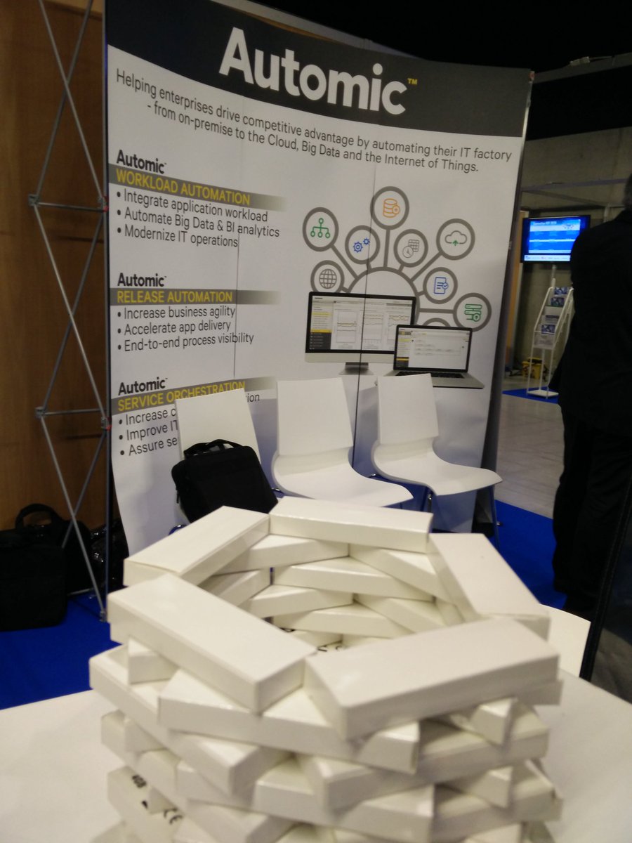 alboober's tweet photo. USB key tower #automic #usf2016 https://t.co/vGTUYwpMJ3