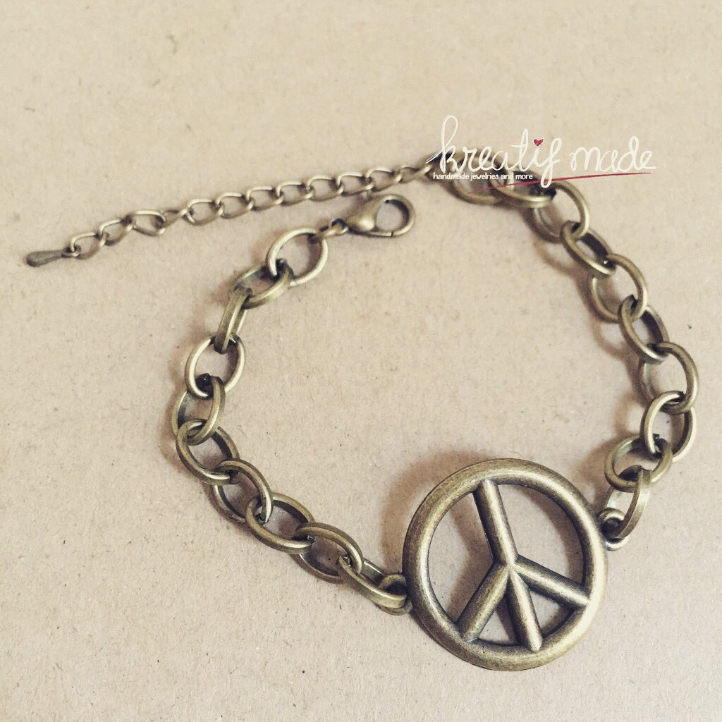KreatifMade's tweet photo. Peace bracelet, price: IDR 40.000
#handmade #handmadebracelet #gelang #gelanghandmade #jualanku #jualansis #jualgelang #gelangpeace https://t.co/PPix2P9DjX