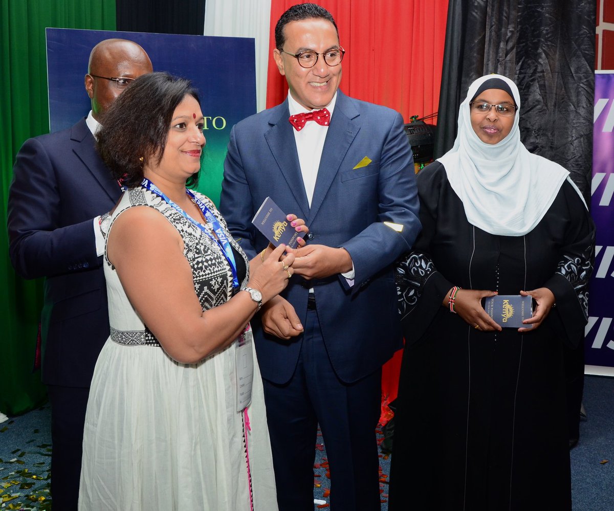 magicalkenya's tweet photo. #MKTE2016 opening ceremony and launch of the Kenya Passport, a Guide to MagicalKenya@JacintaNzioka @tunajibu @WausiWalya @EricOmenda @Muriux https://t.co/wpGVLSur87