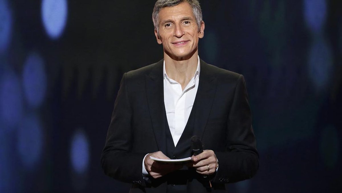BFMTV_People's tweet photo. Nagui ne comprend pas "ceux qui s'efforcent à ne pas parler le français en France"
https://t.co/qboJsjxzFi https://t.co/SPqnI8tt2p