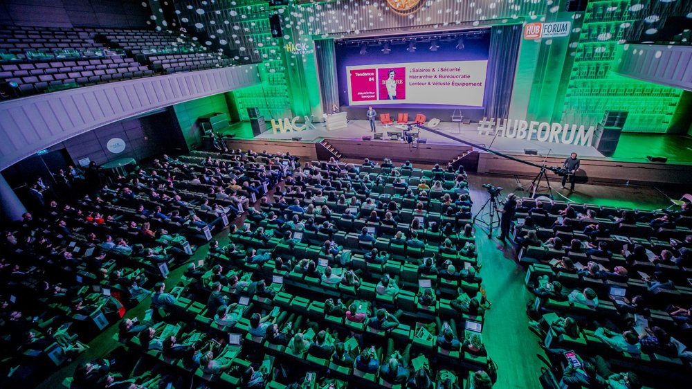Thierry_Moussu's tweet photo. Le #Replay vidéo du @hubforum : 40 inspirations pour votre #TransfoDgitale https://t.co/EIWGFRY9Ga via @HUBInstitute #HubForum https://t.co/OxVSmA8g2P