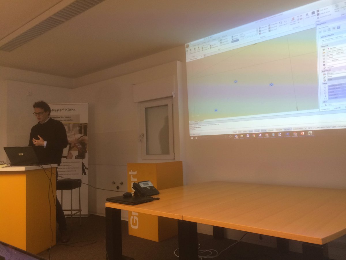 graebertcad's tweet image. .@rgraebert #ARESMap demo #graebert16