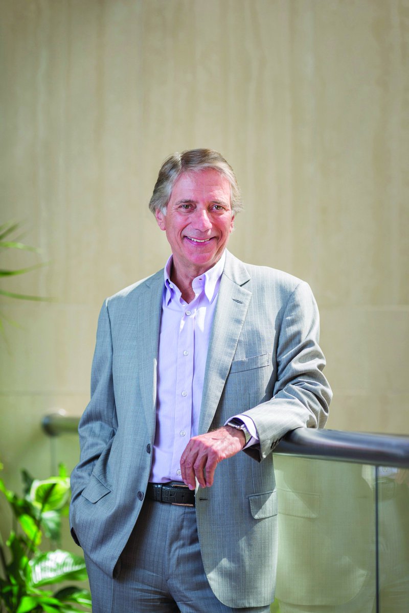 RetailWeek's tweet photo. From loose peas to Iceland Warehouse. #RetailLegends follows the career of @IcelandFoods boss Malcolm Walker https://t.co/bfQlHMpZXp (Β£) https://t.co/CqQ5q2LDNr