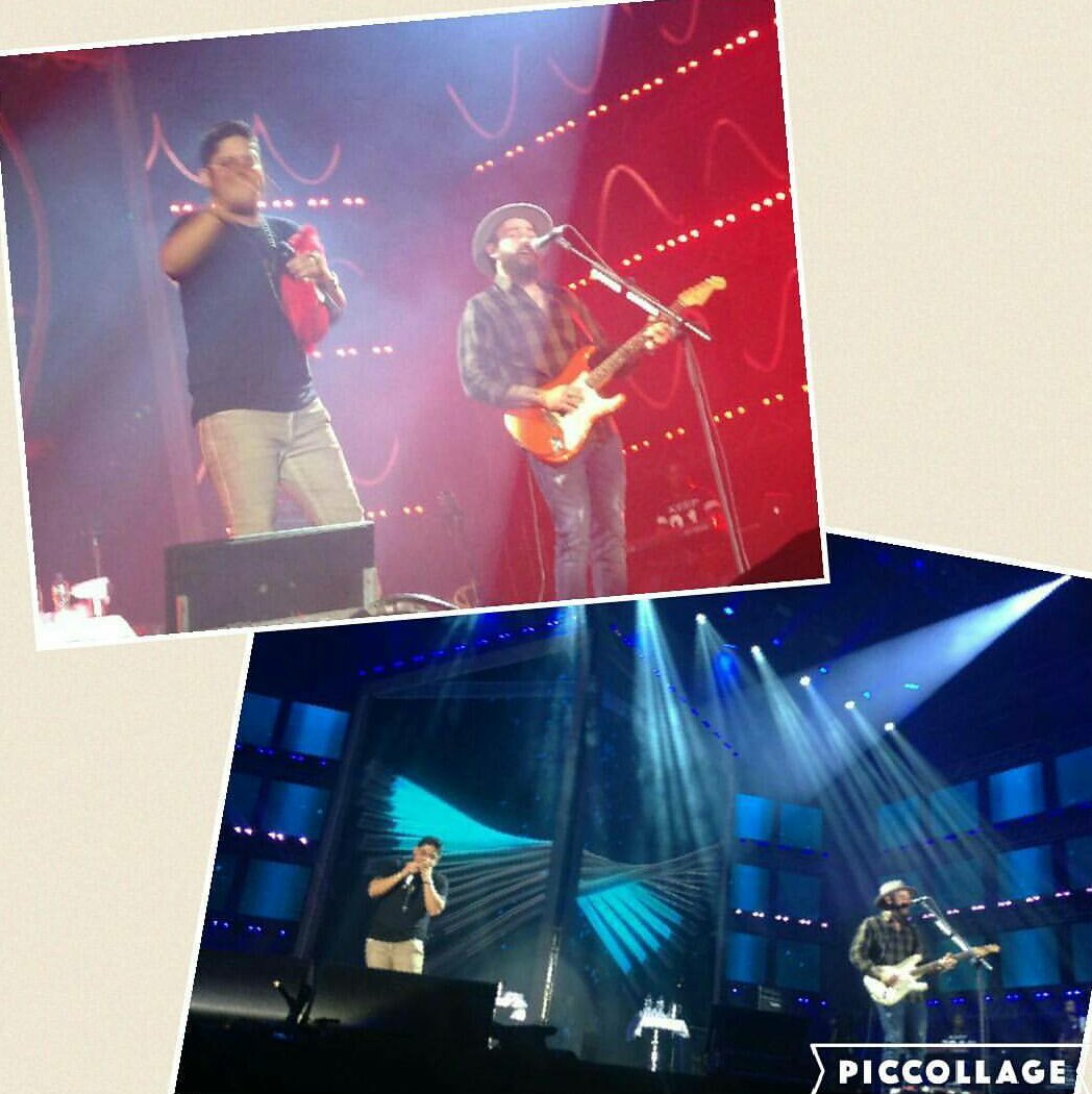 pereira_deza's tweet photo. Pelo amor de Deus Jorge e Mateus, acompanhado de Veveta #ShowPerfeito #Amo #MeDiverti #Amigos #Amor #TudoLindo #Lotado. Esse é meu mundo.😍😍😍 https://t.co/eEJkqrwKl0