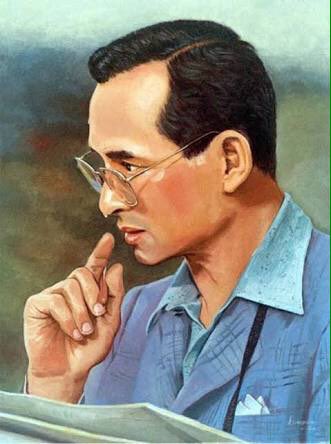 Ouhomies's tweet photo. ขอเป็นข้ารองพระบาททุกชาติไป 💛🙏🏻
#เรารักในหลวง https://t.co/d9N5cvFQOA