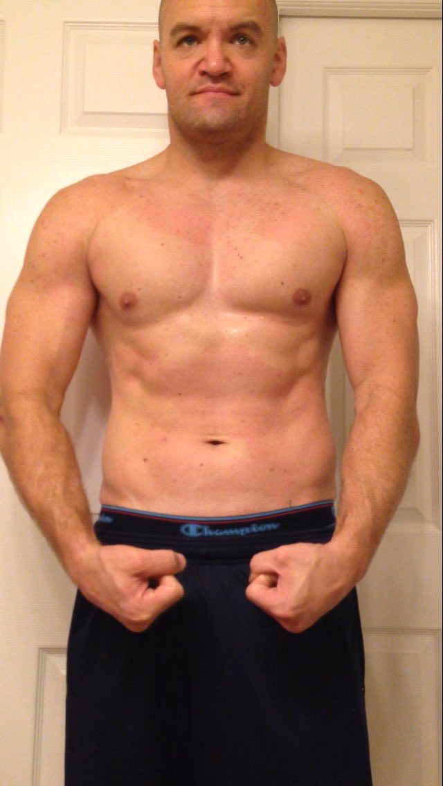 CoachJasonErp's tweet photo. Accountability pic #P90X3 https://t.co/6ChkXiHO5M