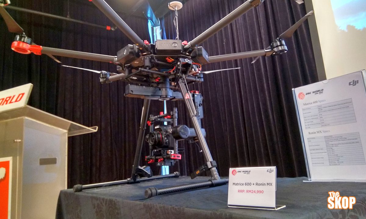 theskop's tweet photo. Satu lagi pengedar DJI dilantik di Malaysia. Tahniah #DSCWorld. Makin banyak dron DJI akan kelihatan di Malaysia.
https://t.co/qbkRvKKeDL https://t.co/r57CxFUWtJ