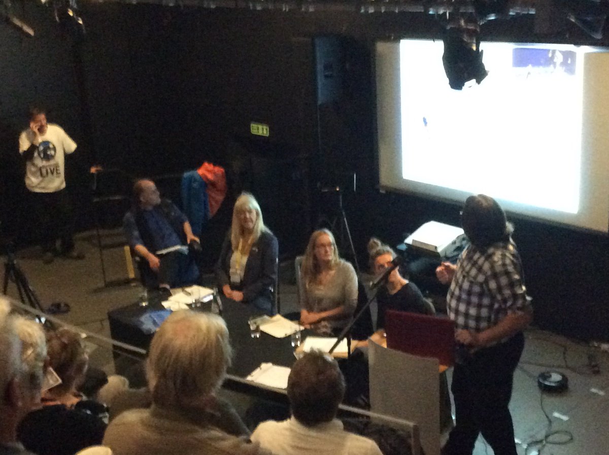 Huge #OurLand Fringe meeting turnout at #IdeaSpace  Showing <a href="/theSNP/">The SNP</a> that land reform is unfinished business. #SNP16 <a href="/LesleyRiddoch/">Lesley Riddoch</a>