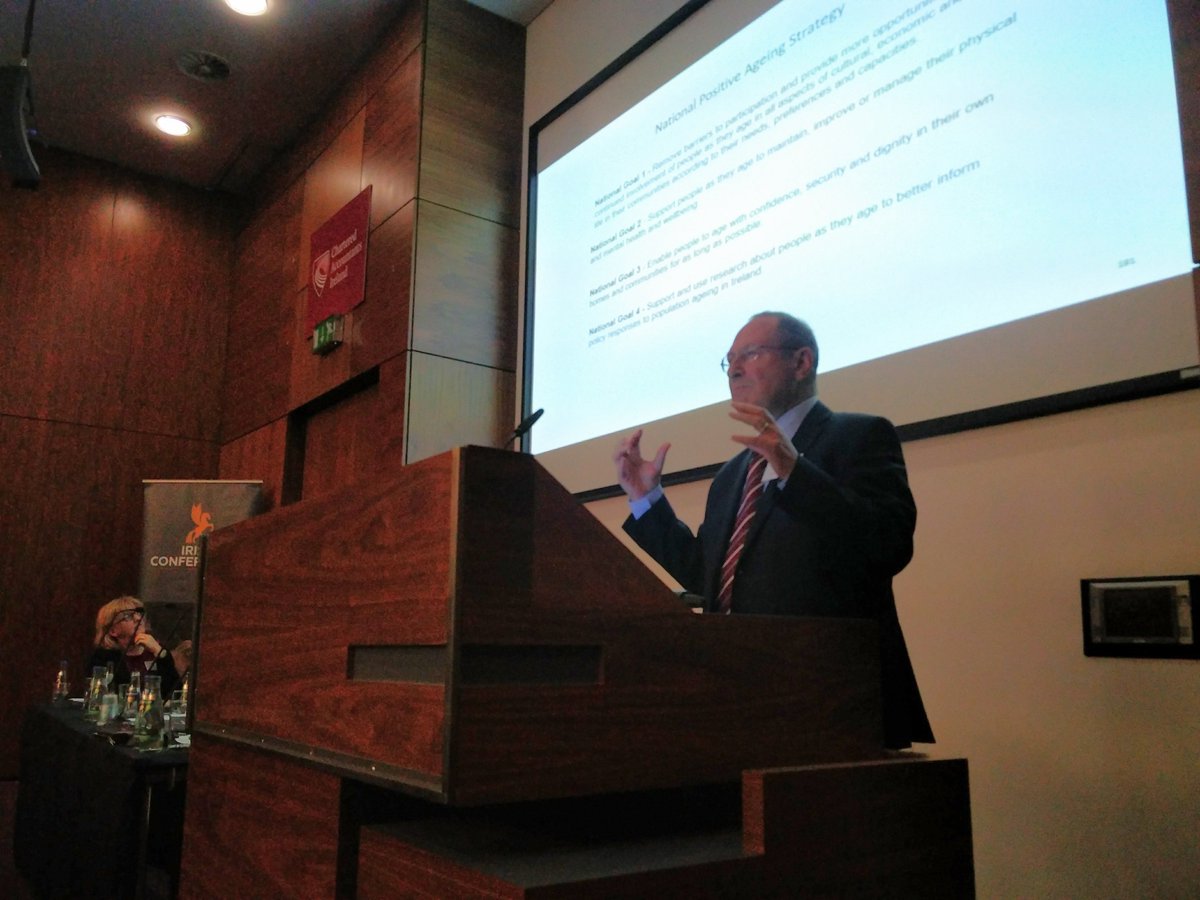 IrishConfs's tweet image. .@Maurice_Andrw of @age_partner is our final speaker discussing challenges of dementia at the Care of Older People Seminar.