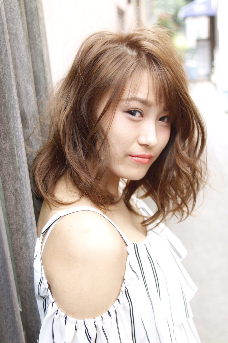 Deargirls大阪 Twitterissa 10月23日 日 ビックステップ3fにて 開催されます大阪ストリートコレクションに Deargirlsから多数のモデル出演決定 Angela 山本怜奈 鈴木ミハヤ Ami 新人モデルも多数出演します 是非 会場にいらして下さい Deargirls