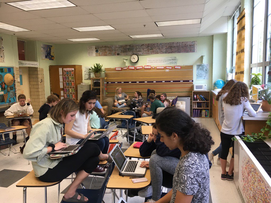 HBW students working on their bills for Model General Assembly! <a href="/HBWProgram/">HBWoodlawn</a> @APSGifted #lovehb