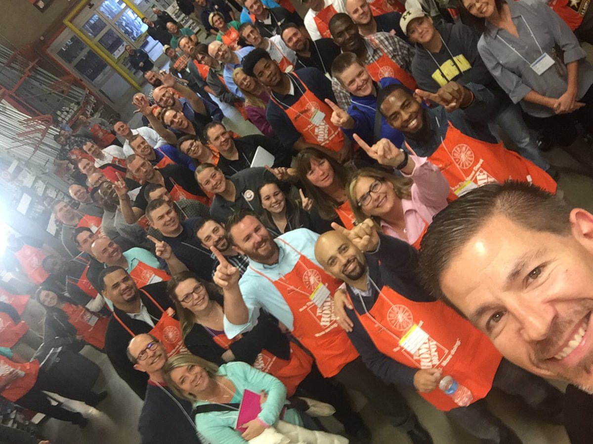 Scott_Nappi's tweet photo. Kicking off the D28o MVP/RVP walk in Detroit. #greatday  #PKpower https://t.co/OpxgwYyuvM