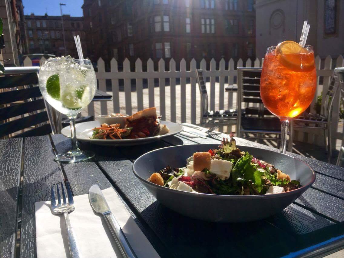 It's #MiniFriday &amp; #ThirstyThursday all in one today, so surely that means you can head straight to the bar after work for a few of these?