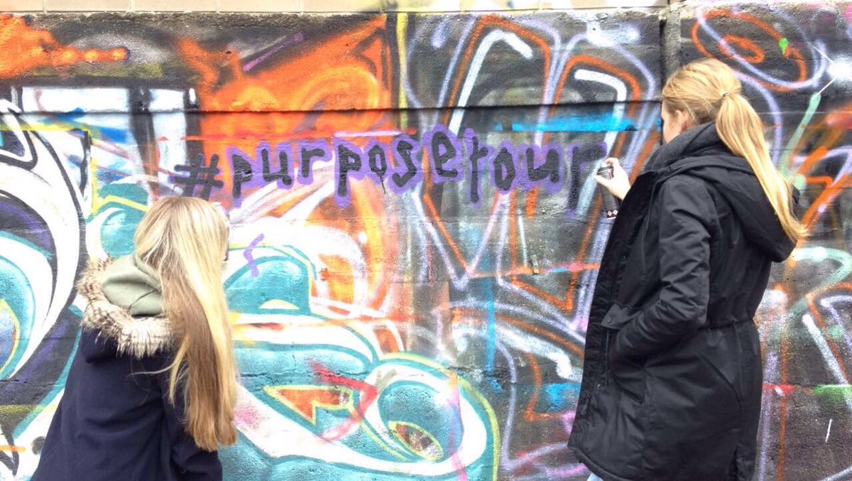 biebzcompanyy's tweet photo. Berlin 🇩🇪💖 #justinbieber #purposetour #purposetourarnhem https://t.co/tq6bsfOuAa