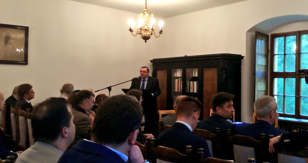 NewEastEurope's tweet photo. Polish Eastern Policy conference #PPW2016 has just begun at Zamek Wojnowice outside Wroclaw https://t.co/vR0XgRoYDu
