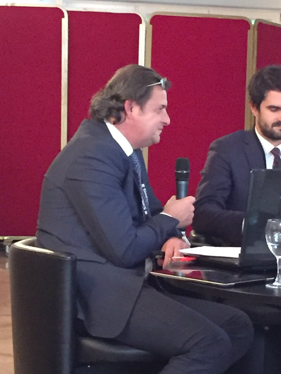 A l'écoute des experts et de leurs techniques pour faciliter le parcours client sur leur site internet #agefiAMtechday #DigitalMarketing