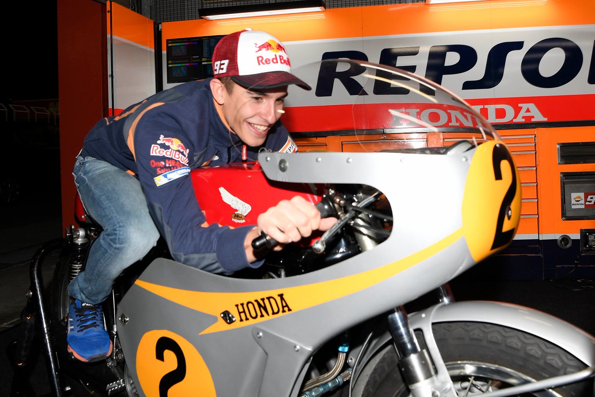 alpinestars's tweet photo. Happy Birthday Honda! #RC181 #RC213V @HRC_MotoGP https://t.co/YtuKwha2xt