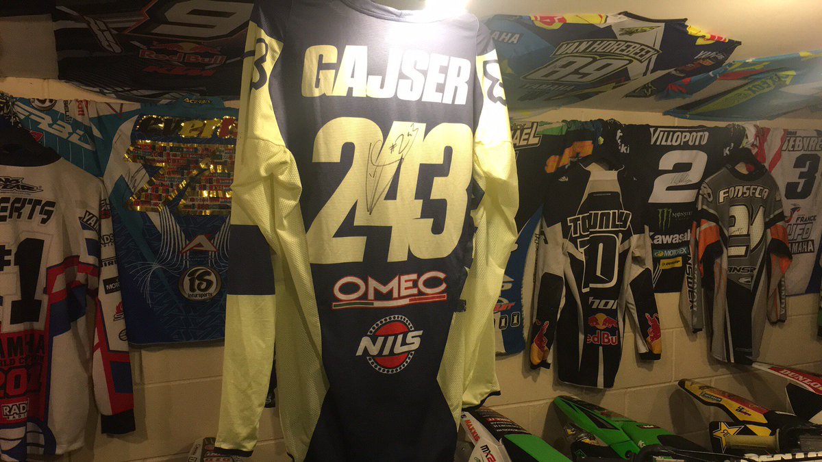 MotoXtremeRT's tweet photo. #TG243 #Motoxtreme #TBshirtcollection https://t.co/4m2v0J1YSZ
