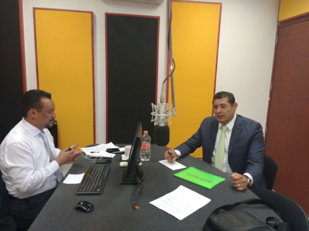 armentapuebla_'s tweet photo. Buenos días, me encuentro en cabina de @Efekto10 con @riva_leo comentando sobre la Expo Forestal 2016 https://t.co/KG26Xy4PcP