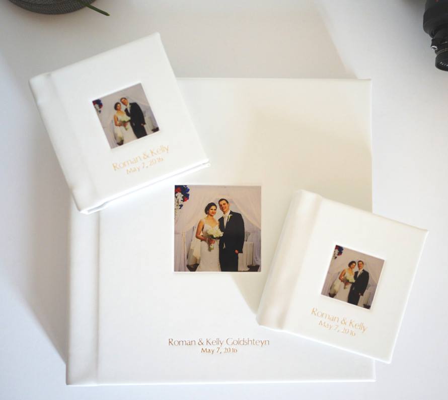 Forbeyon's tweet image. Be sure to pair your albums with adorable miniature versions for family members like Exposure Photography did.