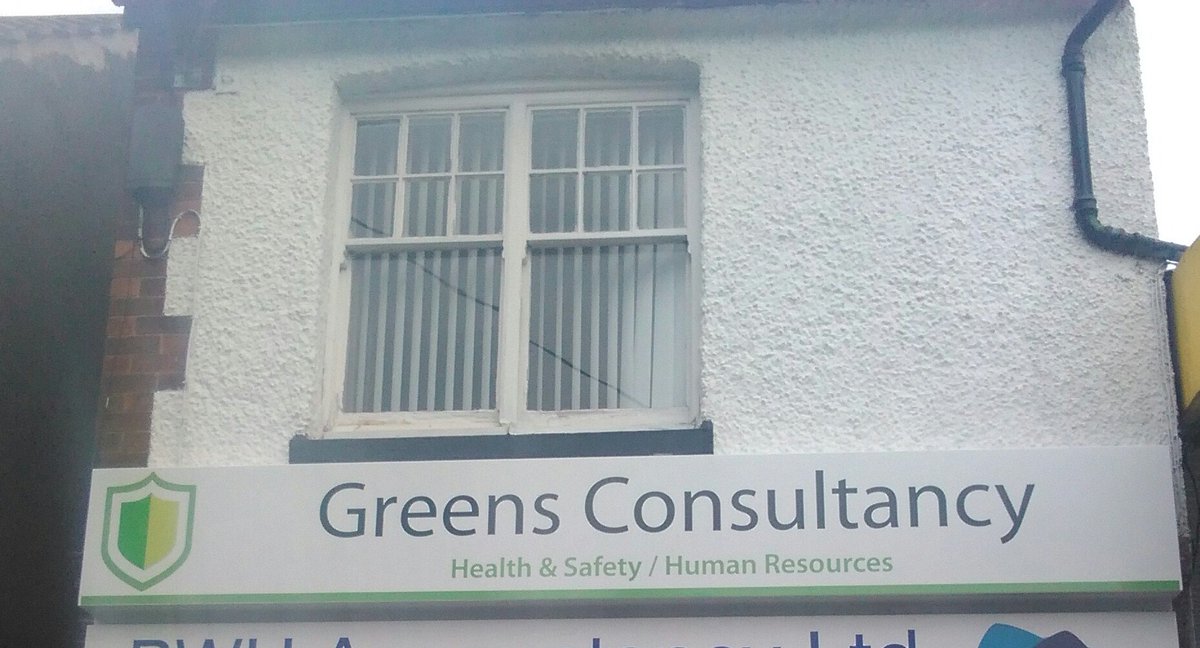 GreensSafety's tweet photo. New signs have been installed today! Looking good #Leicester #healthandsafety https://t.co/knVi1vpqwA